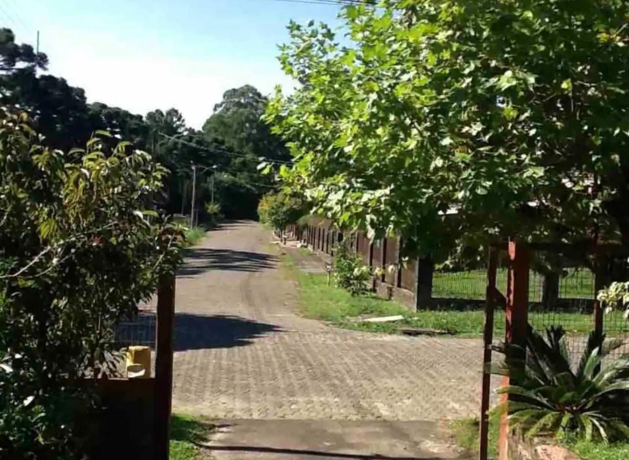 Hospedagem Da Dona Carla Канела Экстерьер фото