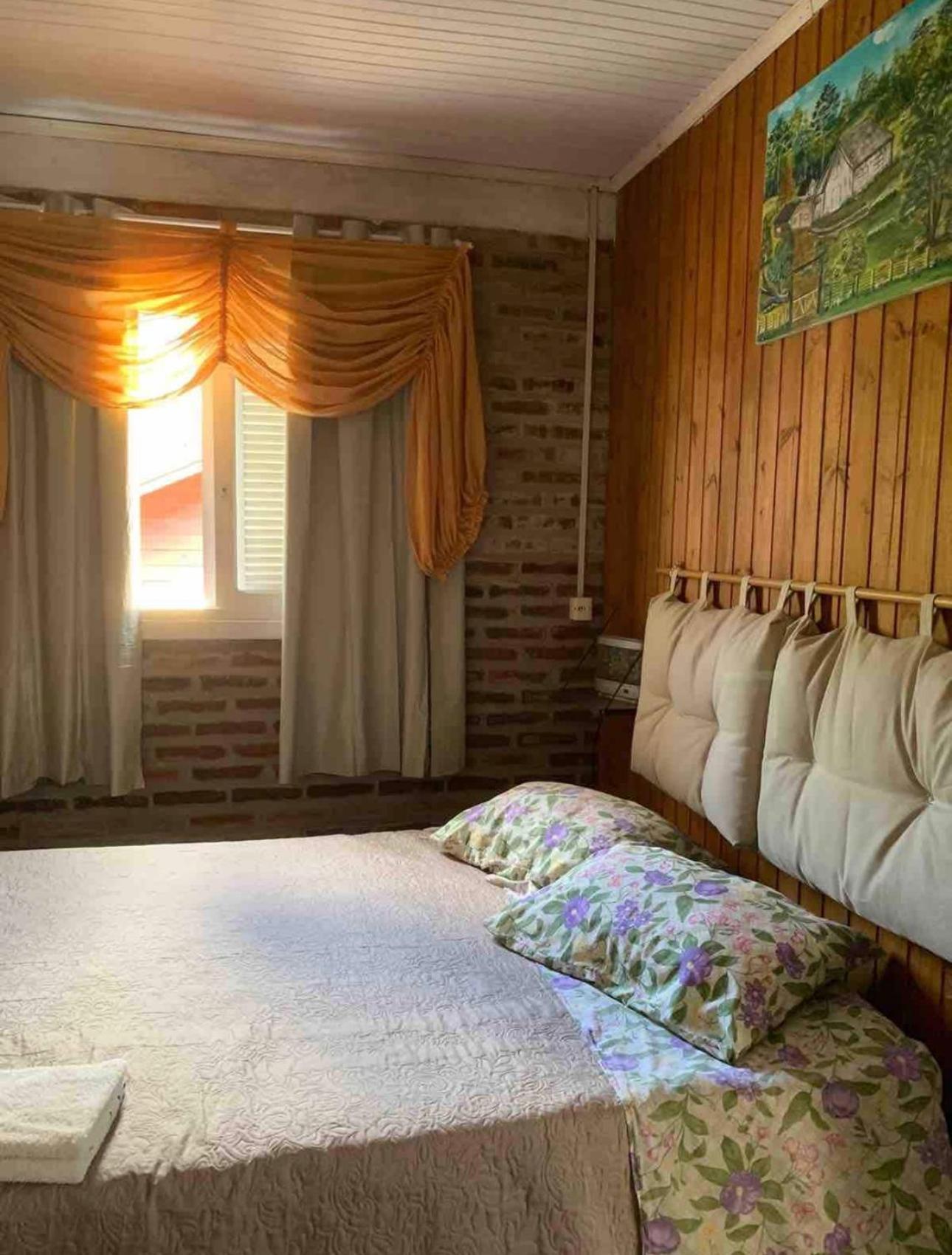 Hospedagem Da Dona Carla Канела Экстерьер фото